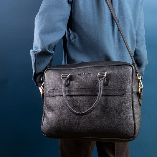 Alder Pebble Grain Leather Techbag